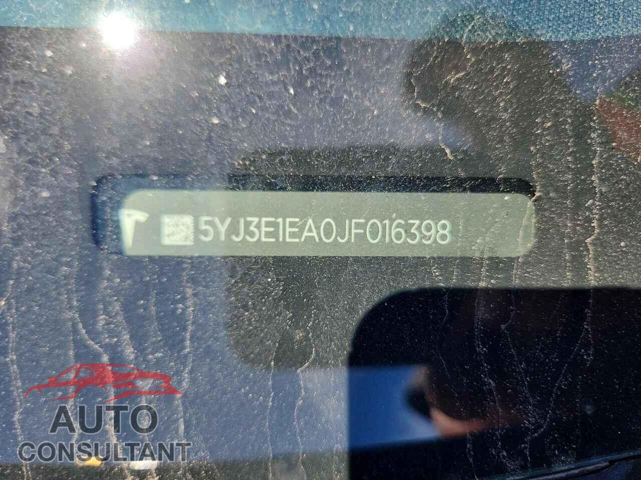 TESLA MODEL 3 2018 - 5YJ3E1EA0JF016398