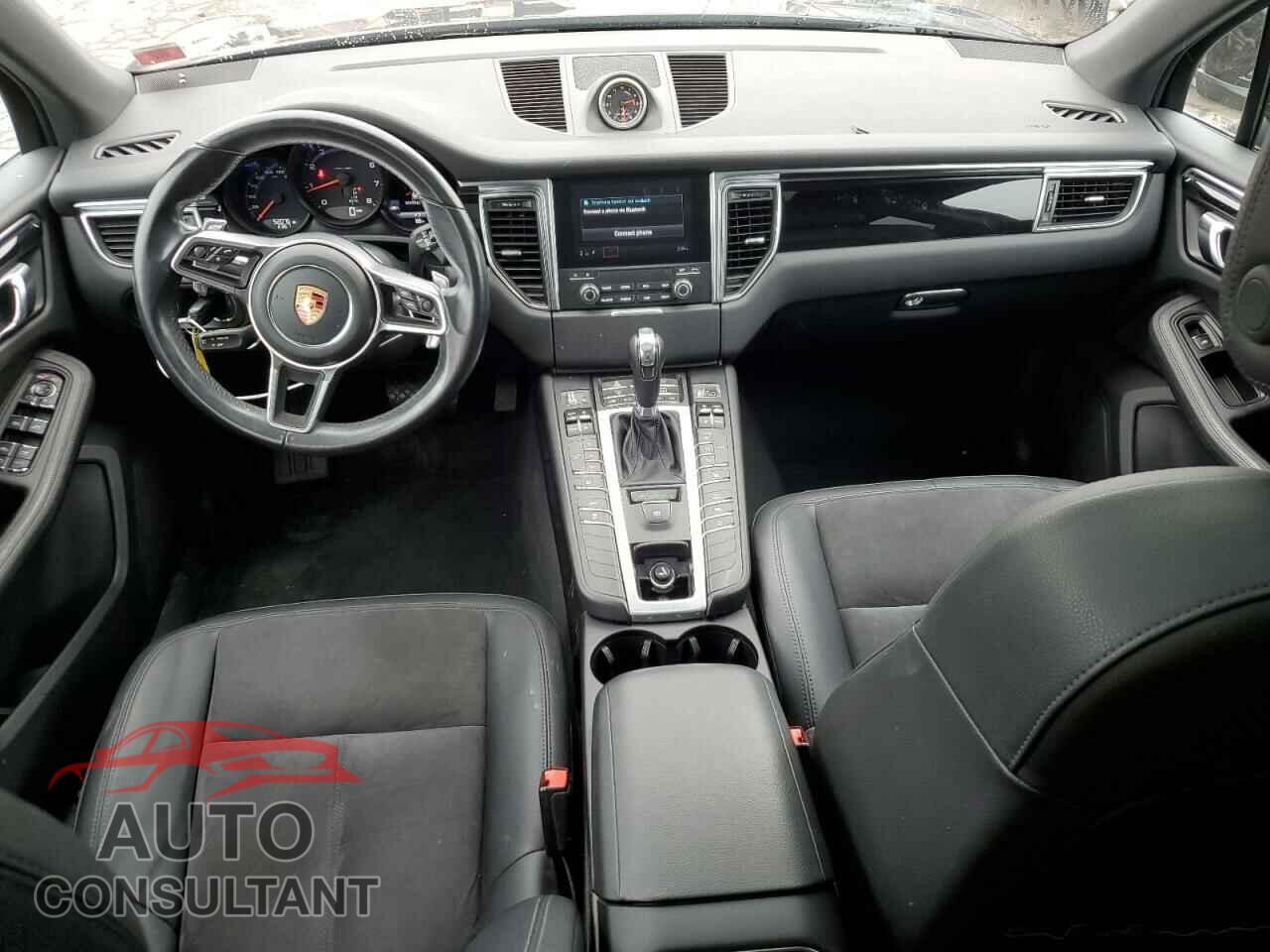 PORSCHE MACAN 2018 - WP1AA2A52JLB06035