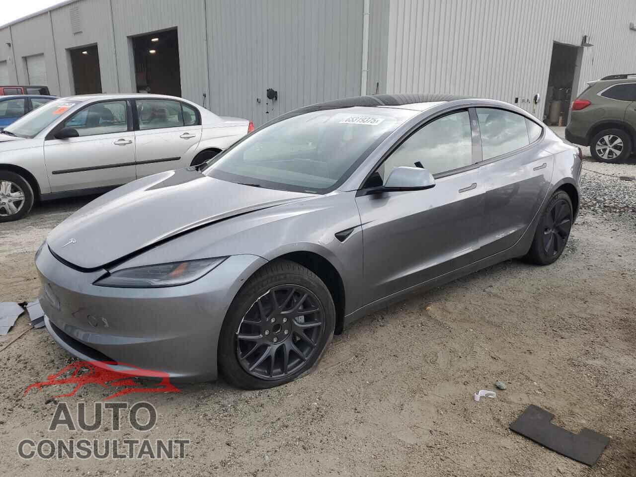 TESLA MODEL 3 2025 - 5YJ3E1EA3SF020530