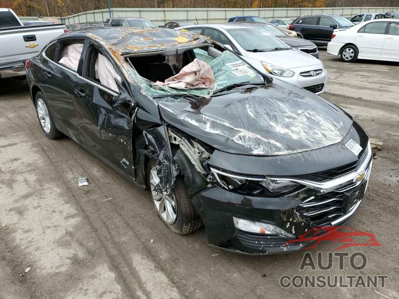 CHEVROLET MALIBU 2022 - 1G1ZD5ST2NF130679