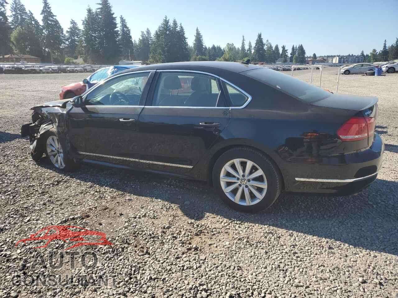 VOLKSWAGEN PASSAT 2012 - 1VWCP7A30CC054165