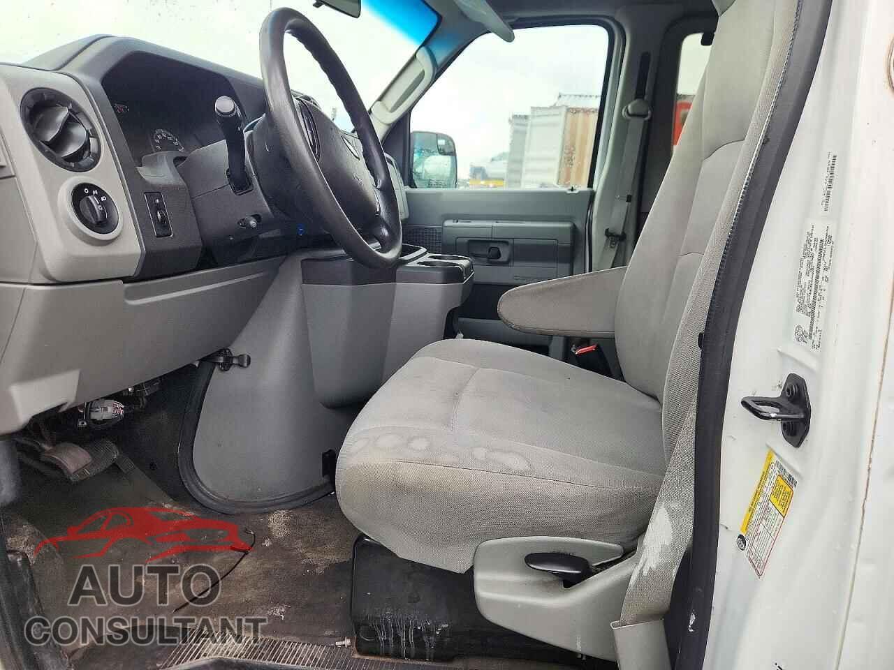 FORD ECONOLINE 2014 - 1FBSS3BL6EDA89265