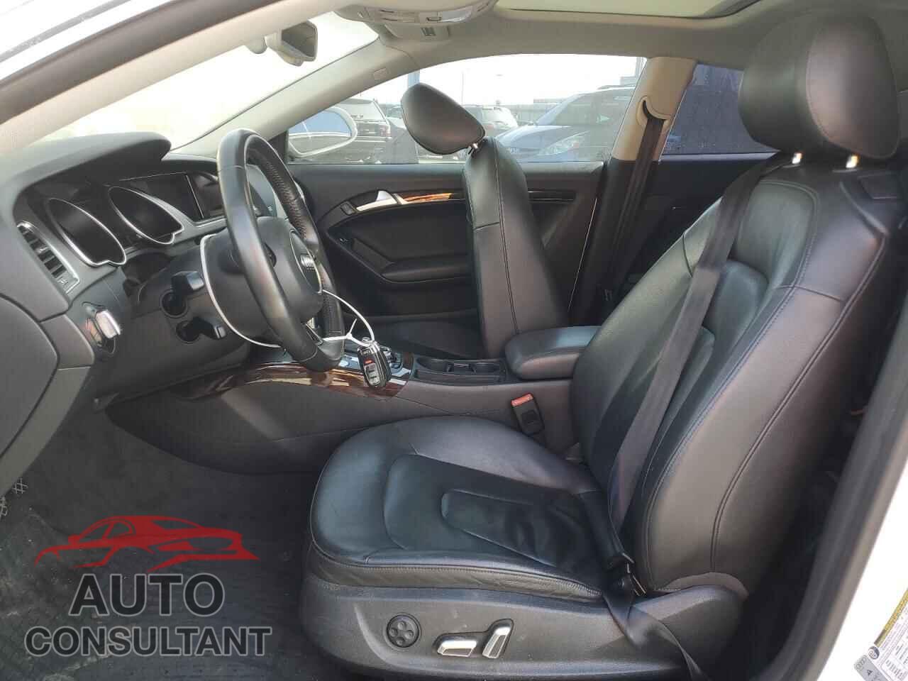 AUDI A5 2013 - WAULFAFR0DA039952