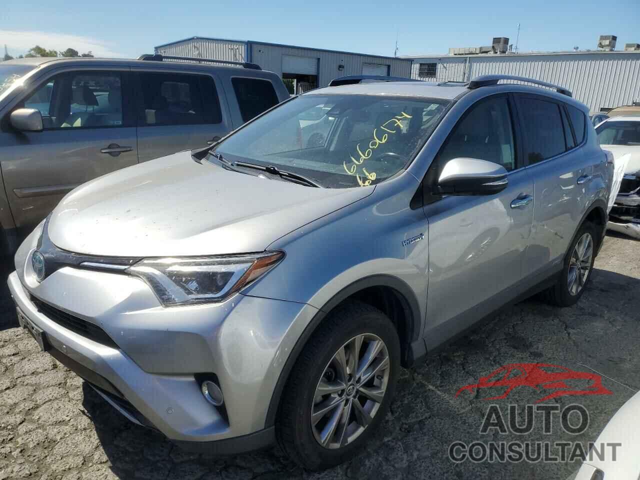 TOYOTA RAV4 2018 - JTMDJREV0JD244071