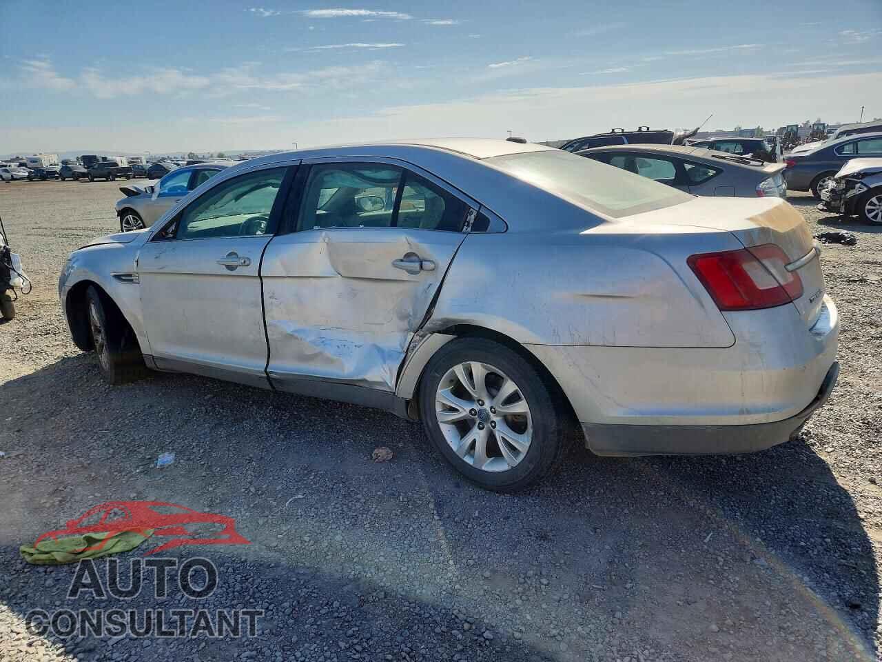 FORD TAURUS 2010 - 1FAHP2EW3AG106061