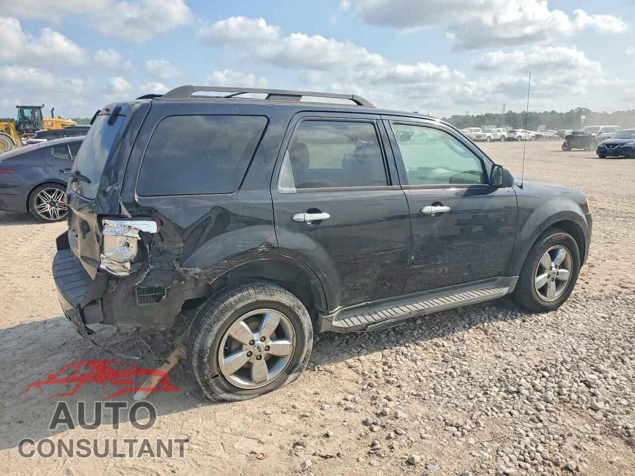 FORD ESCAPE 2011 - 1FMCU0D75BKA61842