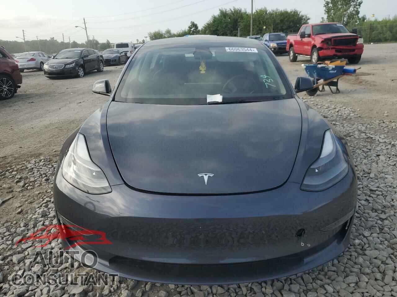 TESLA MODEL 3 2023 - 5YJ3E1EA0PF418401