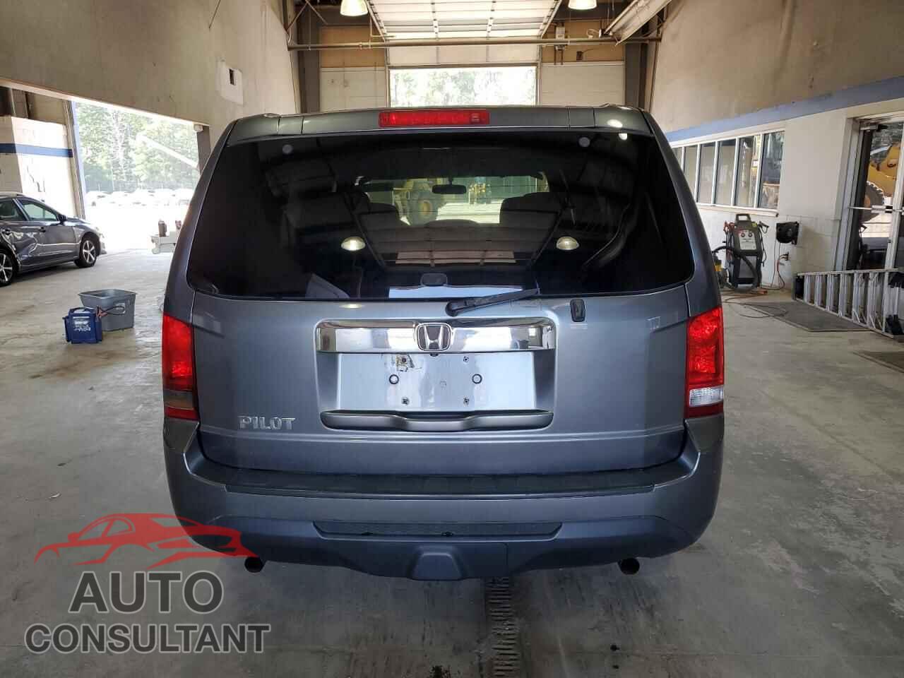 HONDA PILOT 2013 - 5FNYF3H29DB013457