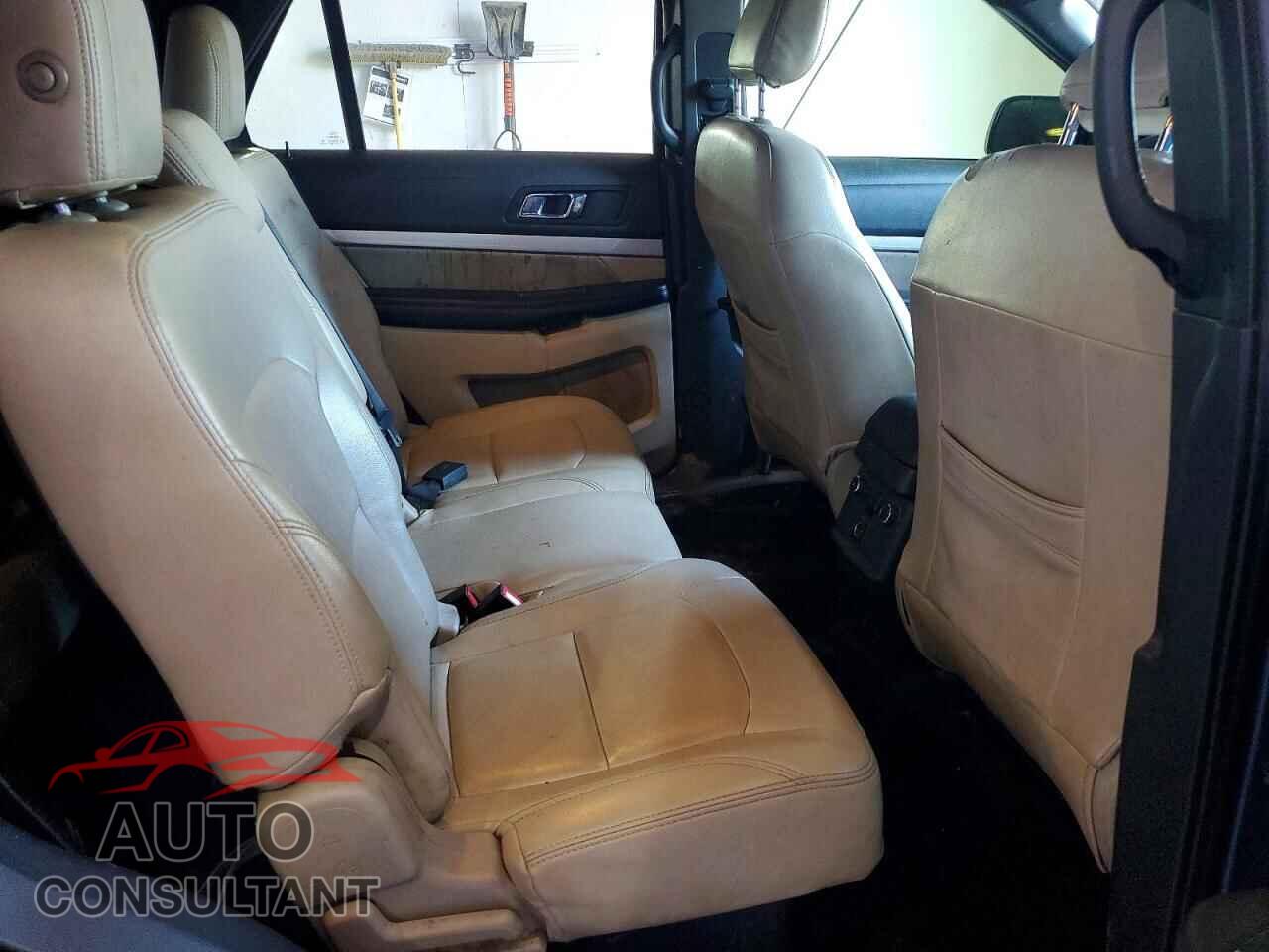 FORD EXPLORER 2018 - 1FM5K7B80JGB78684