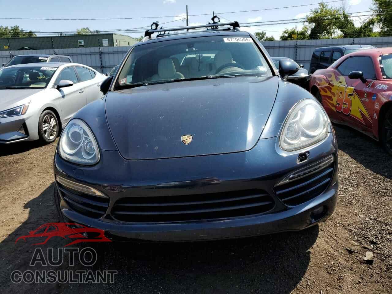 PORSCHE CAYENNE 2011 - WP1AA2A25BLA10410