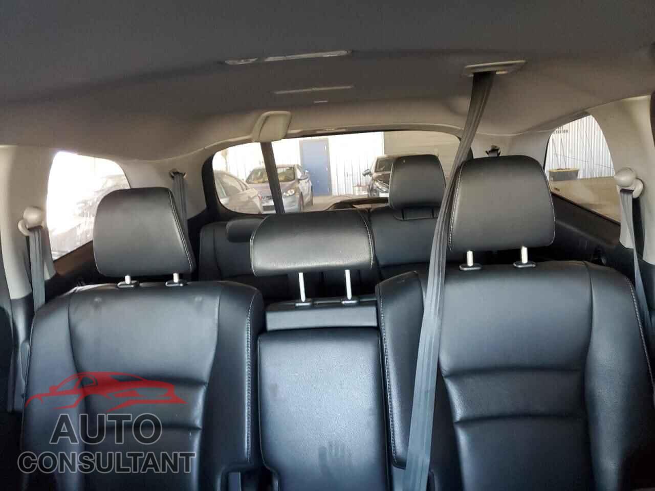 HONDA PILOT 2017 - 5FNYF5H7XHB034458