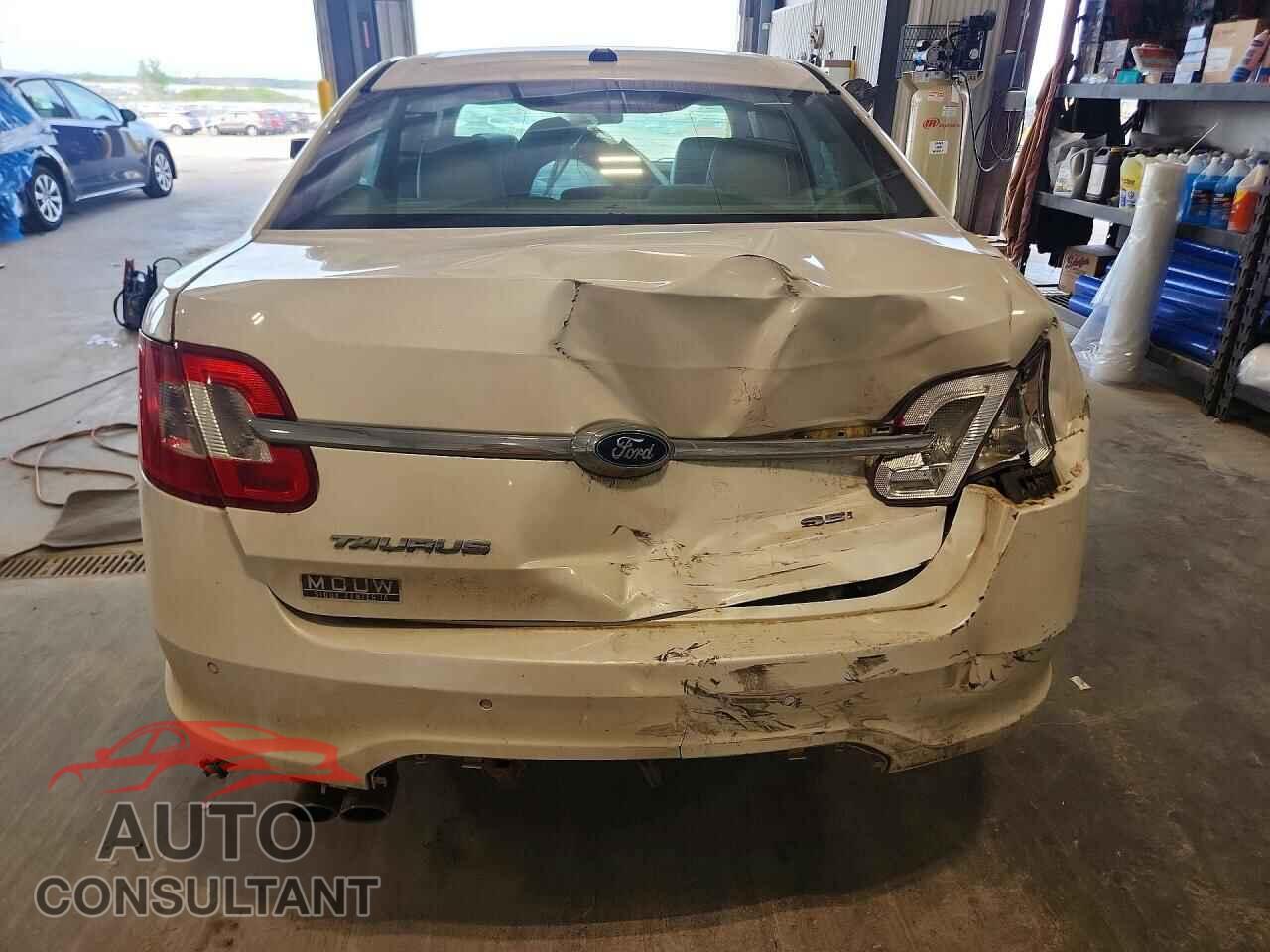 FORD TAURUS 2011 - 1FAHP2EW6BG171231