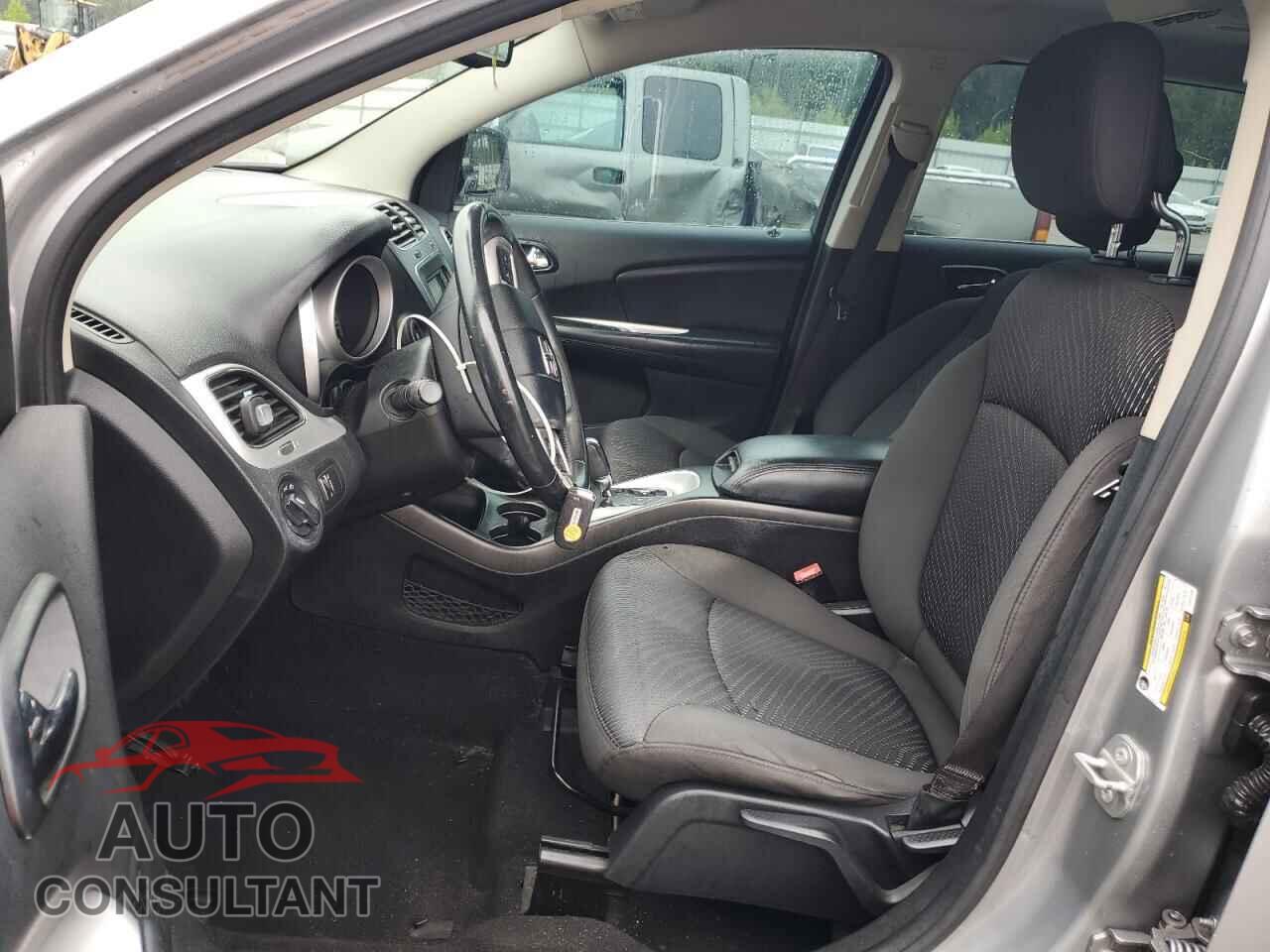 DODGE JOURNEY 2015 - 3C4PDCAB4FT747780