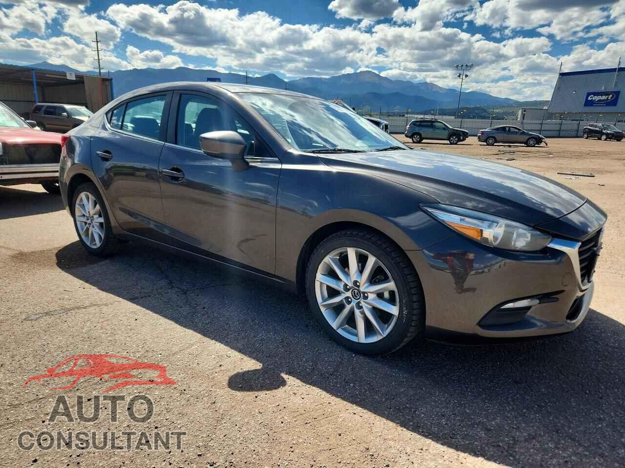 MAZDA 3 2017 - 3MZBN1V79HM101047