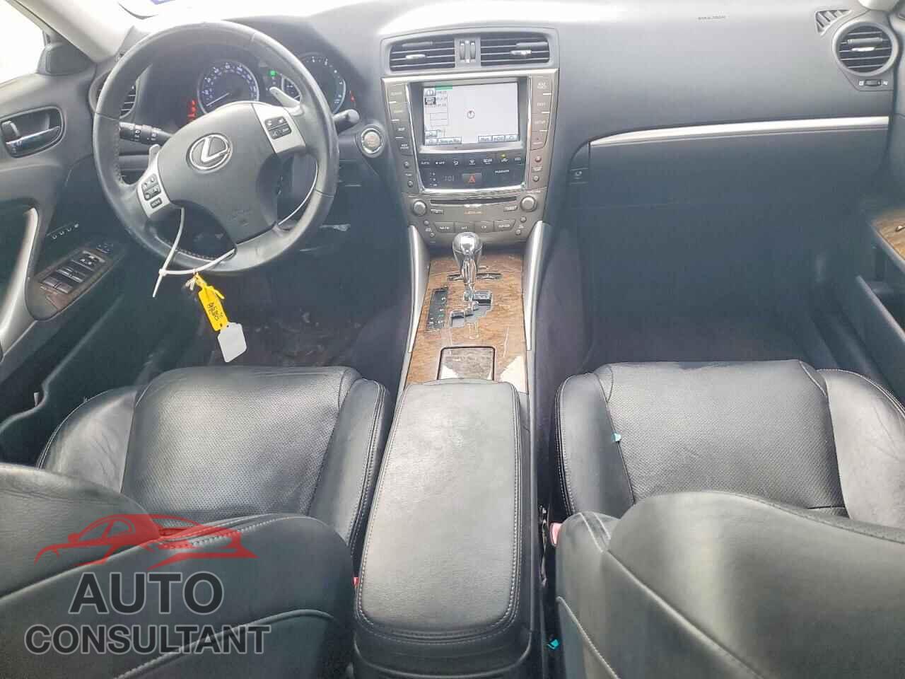LEXUS IS 2012 - JTHCF5C21C5059506