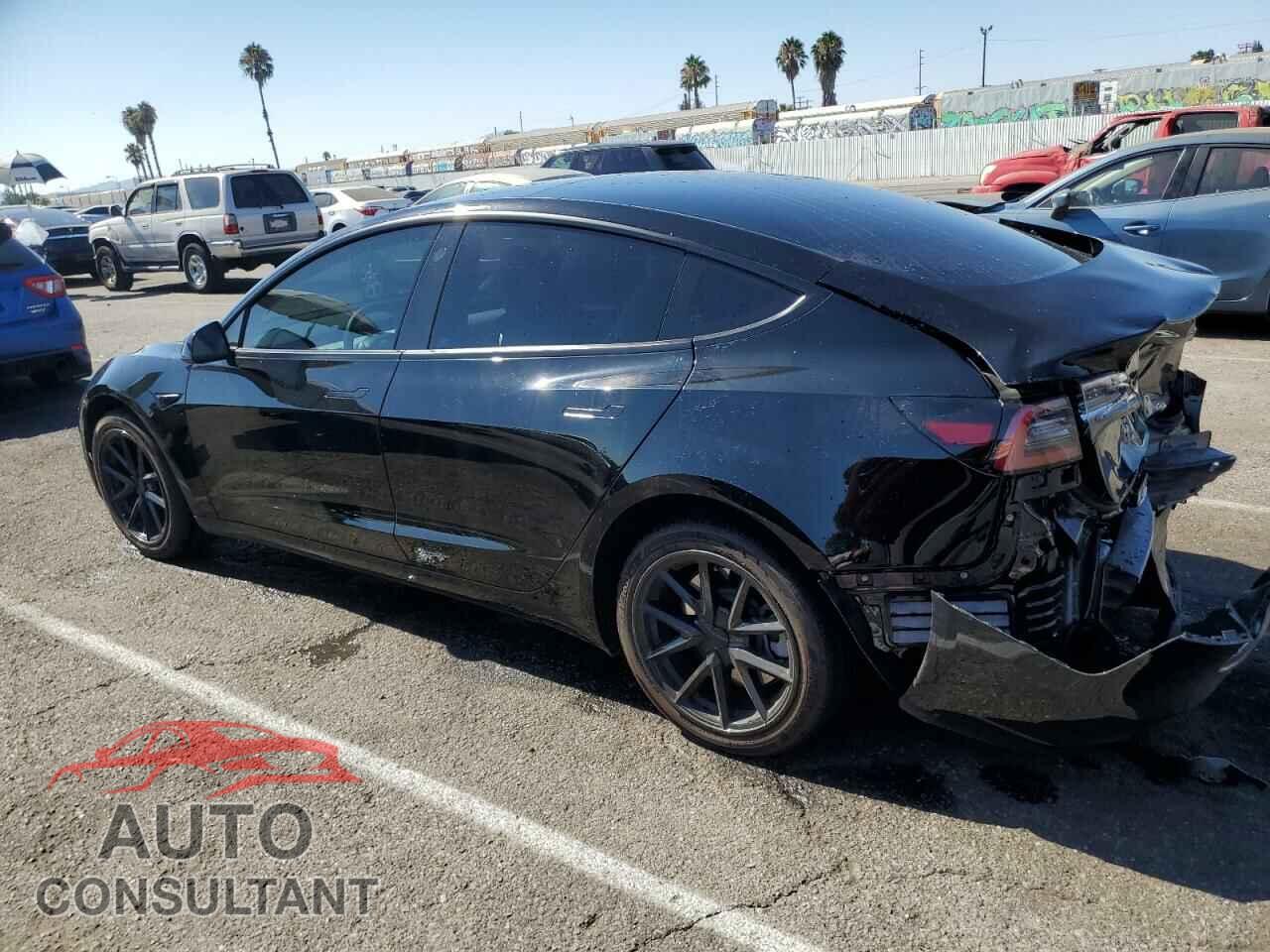 TESLA MODEL 3 2023 - 5YJ3E1EAXPF495633