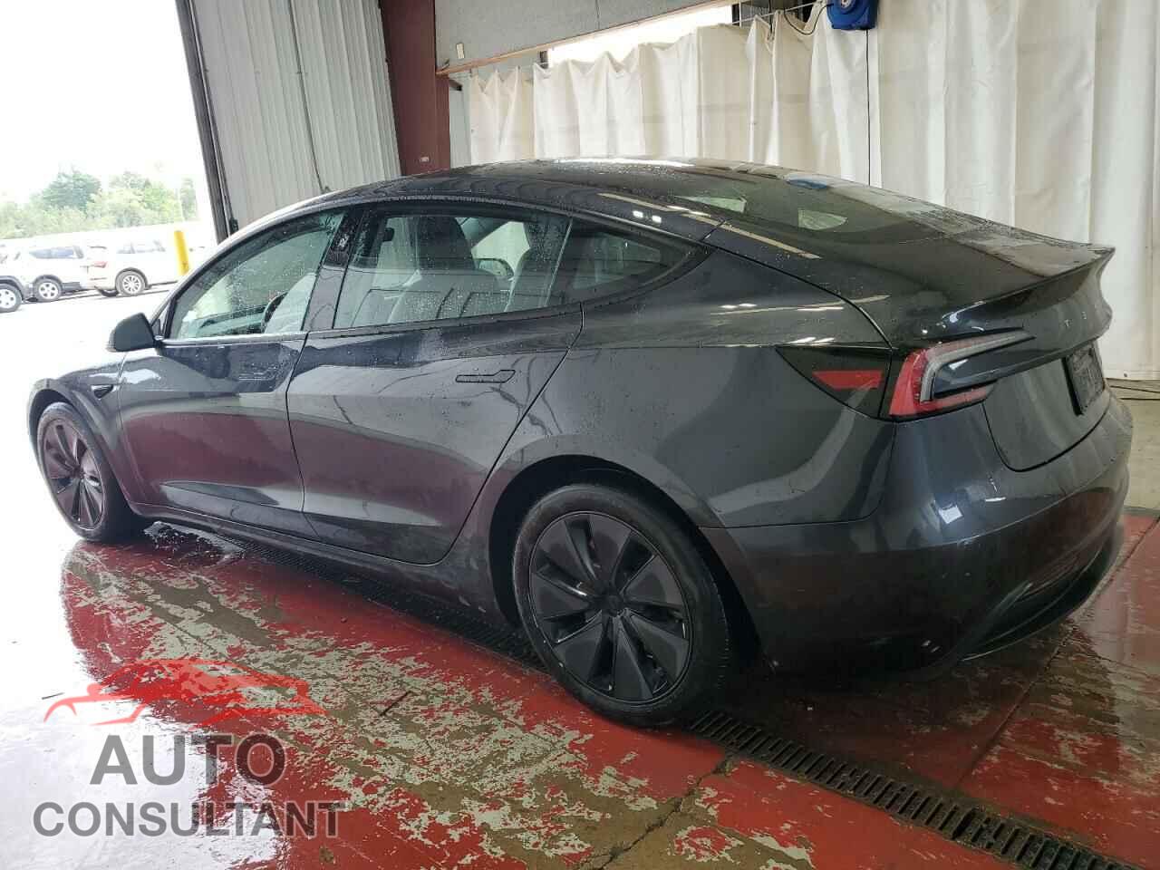 TESLA MODEL 3 2024 - 5YJ3E1EB9RF724881
