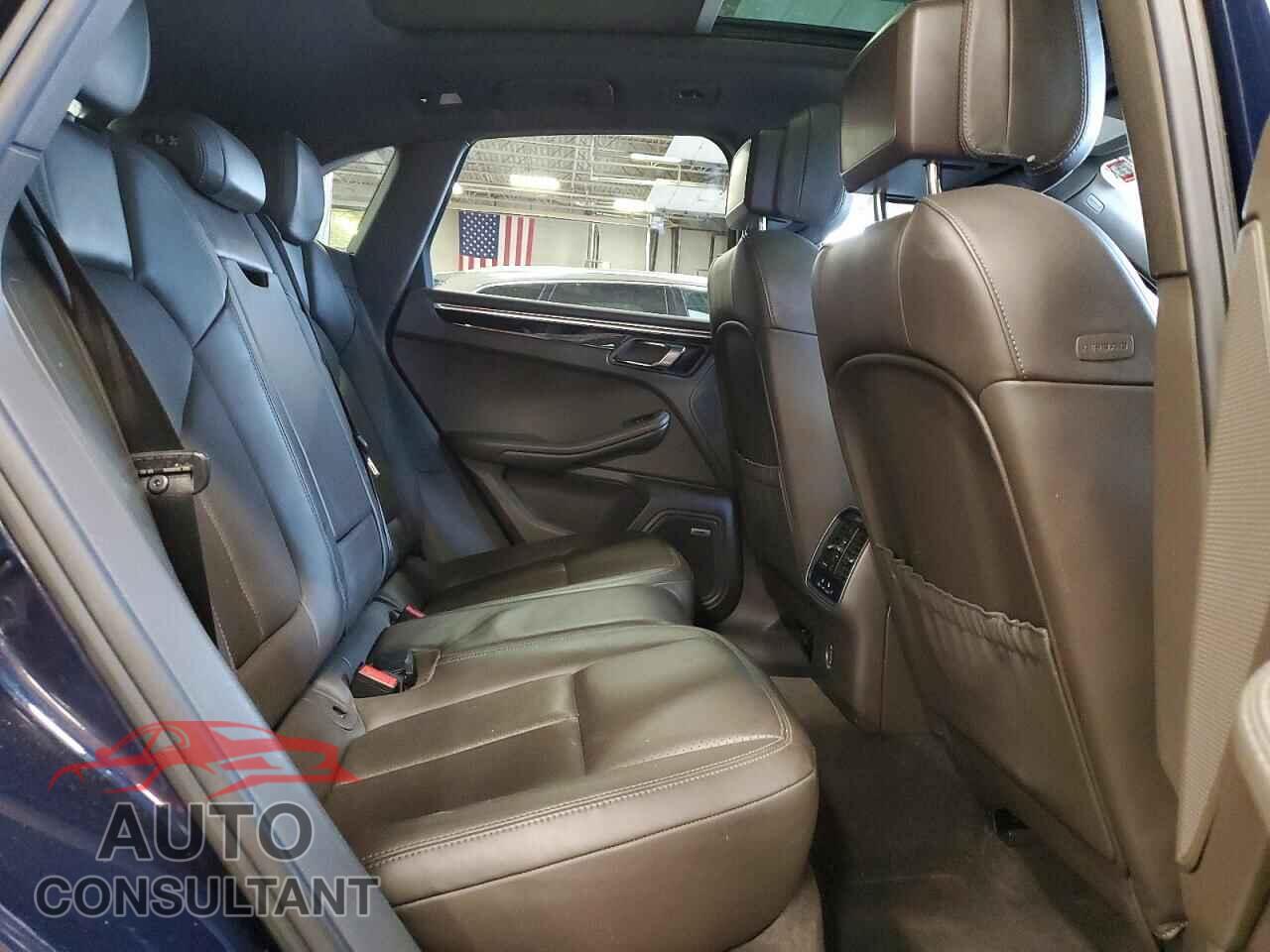 PORSCHE MACAN 2018 - WP1AA2A55JLB12055