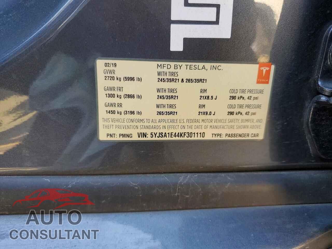 TESLA MODEL S 2019 - 5YJSA1E44KF301110