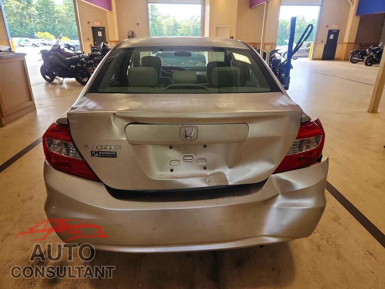 HONDA CIVIC 2012 - 2HGFB2F56CH316720