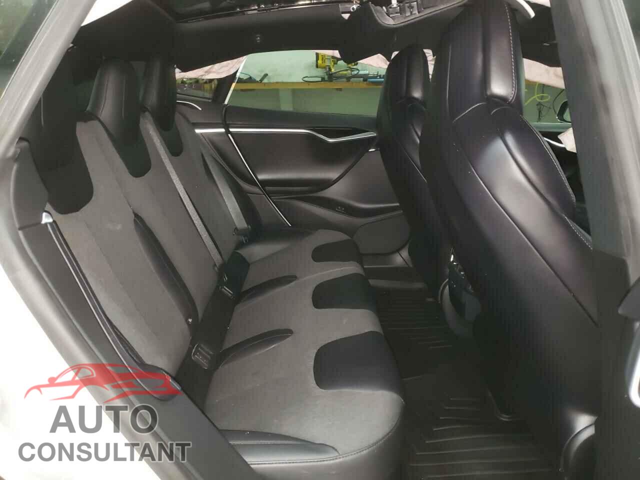 TESLA MODEL S 2017 - 5YJSA1E19HF206900