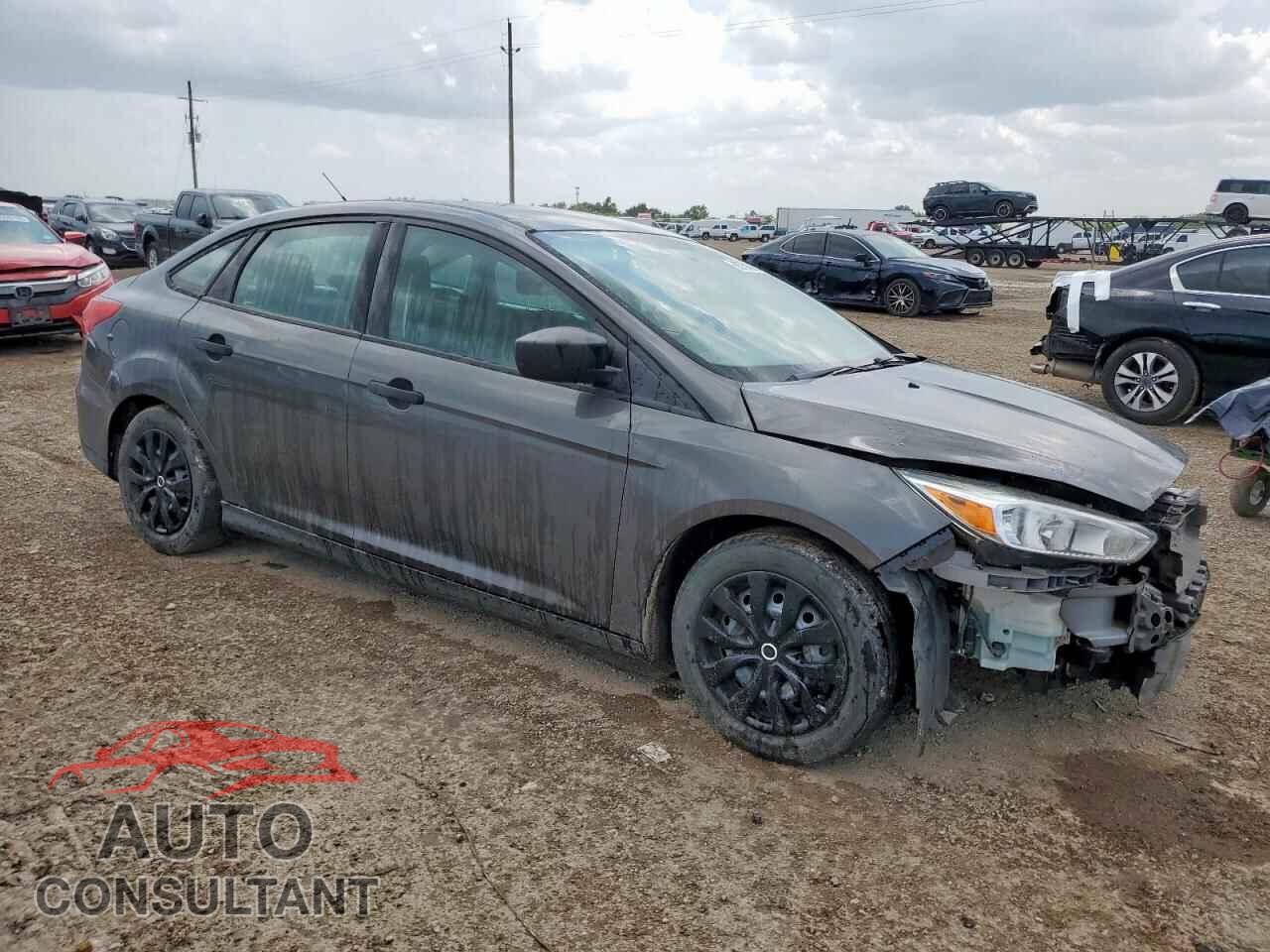 FORD FOCUS 2015 - 1FADP3E25FL357101