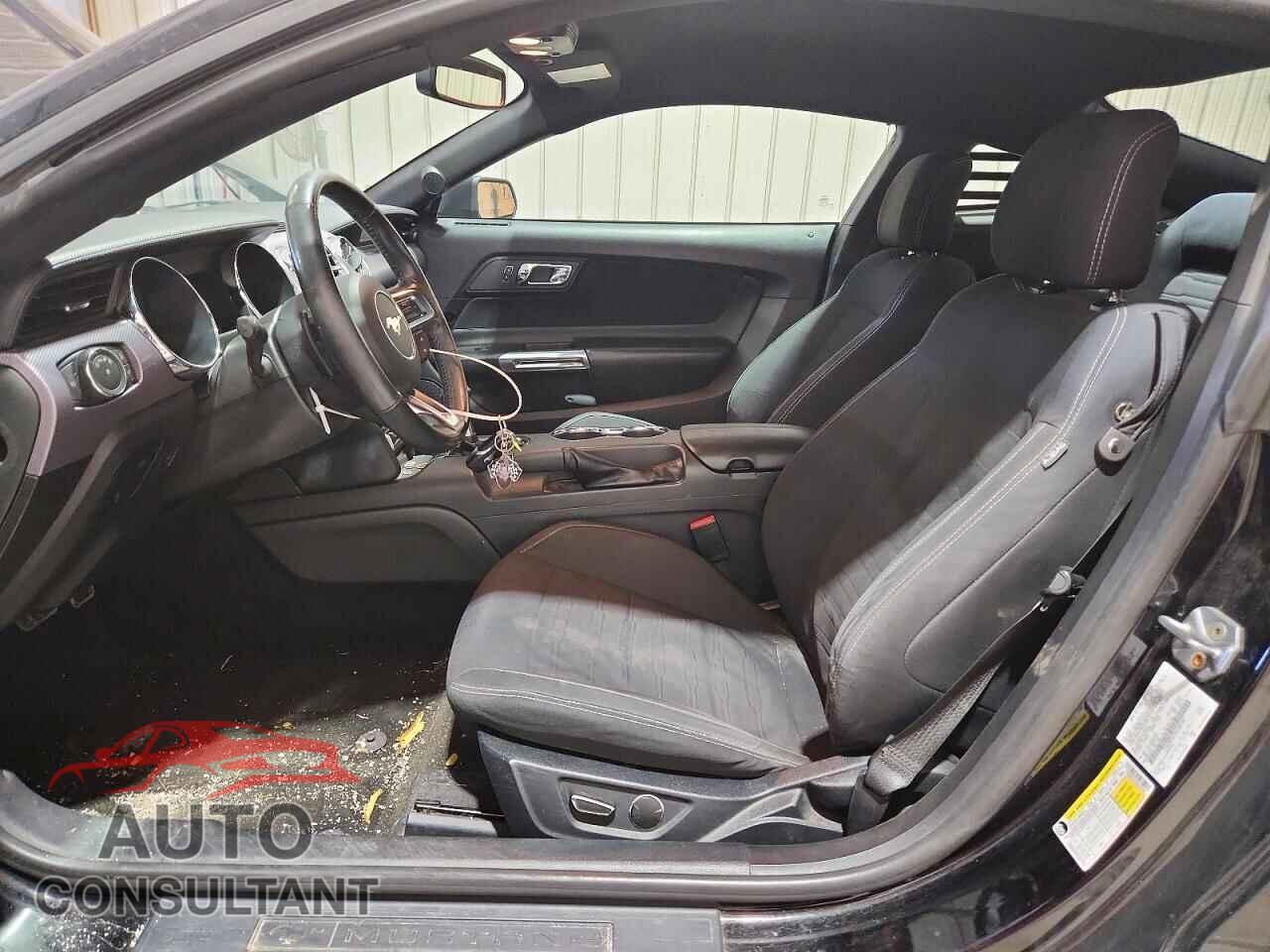 FORD MUSTANG 2017 - 1FA6P8TH7H5238194