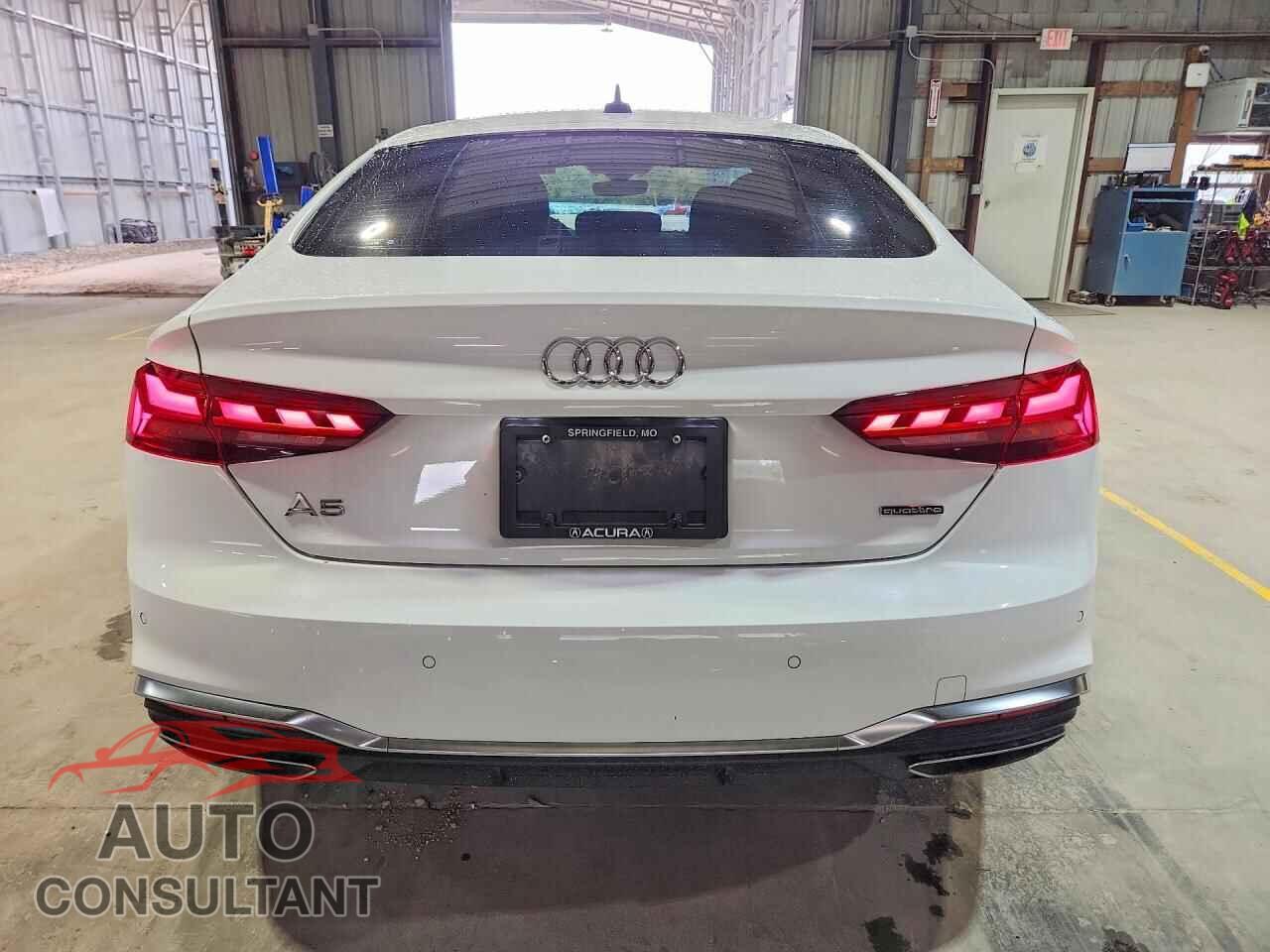 AUDI A5 2024 - WAUFACF54RA013687