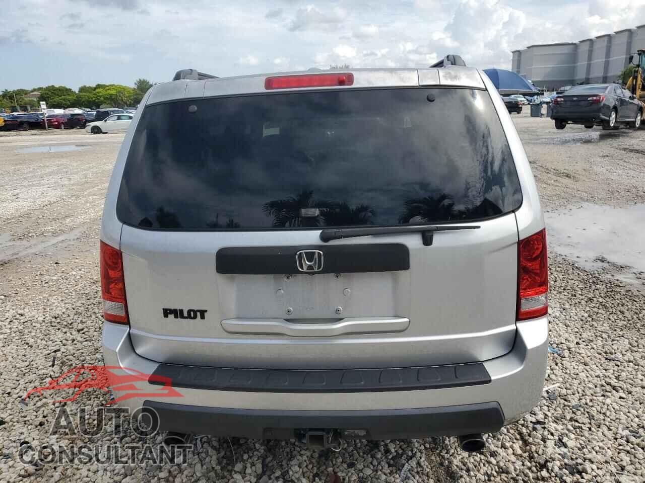 HONDA PILOT 2009 - 5FNYF385X9B012755