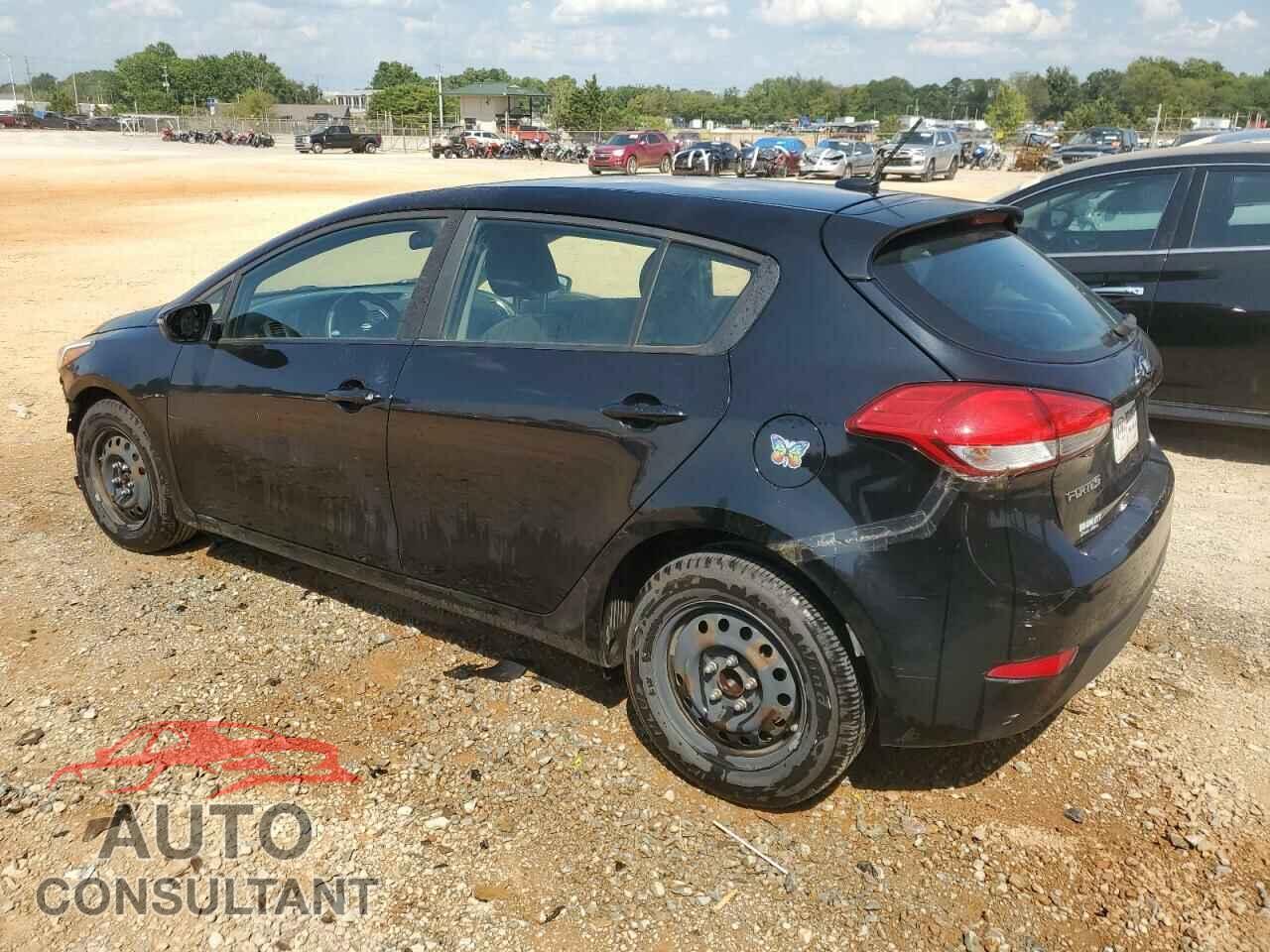 KIA FORTE 2017 - KNAFK5A85H5717818
