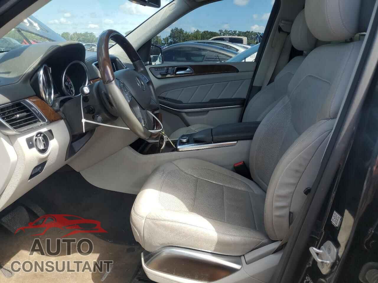 MERCEDES-BENZ GL-CLASS 2015 - 4JGDF7DE6FA528719