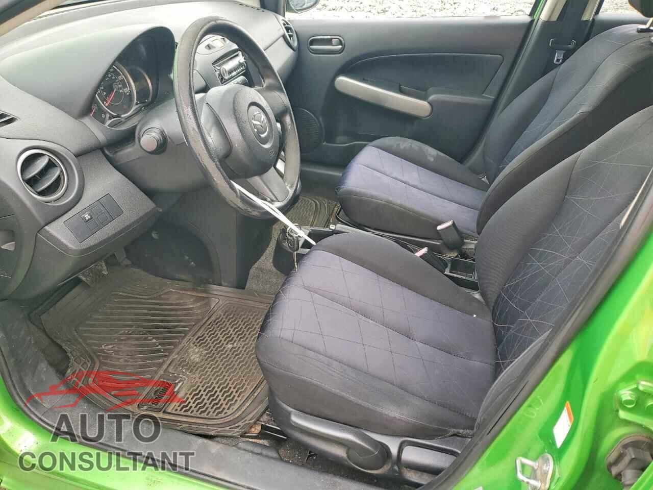 MAZDA 2 2011 - JM1DE1HZ2B0112085