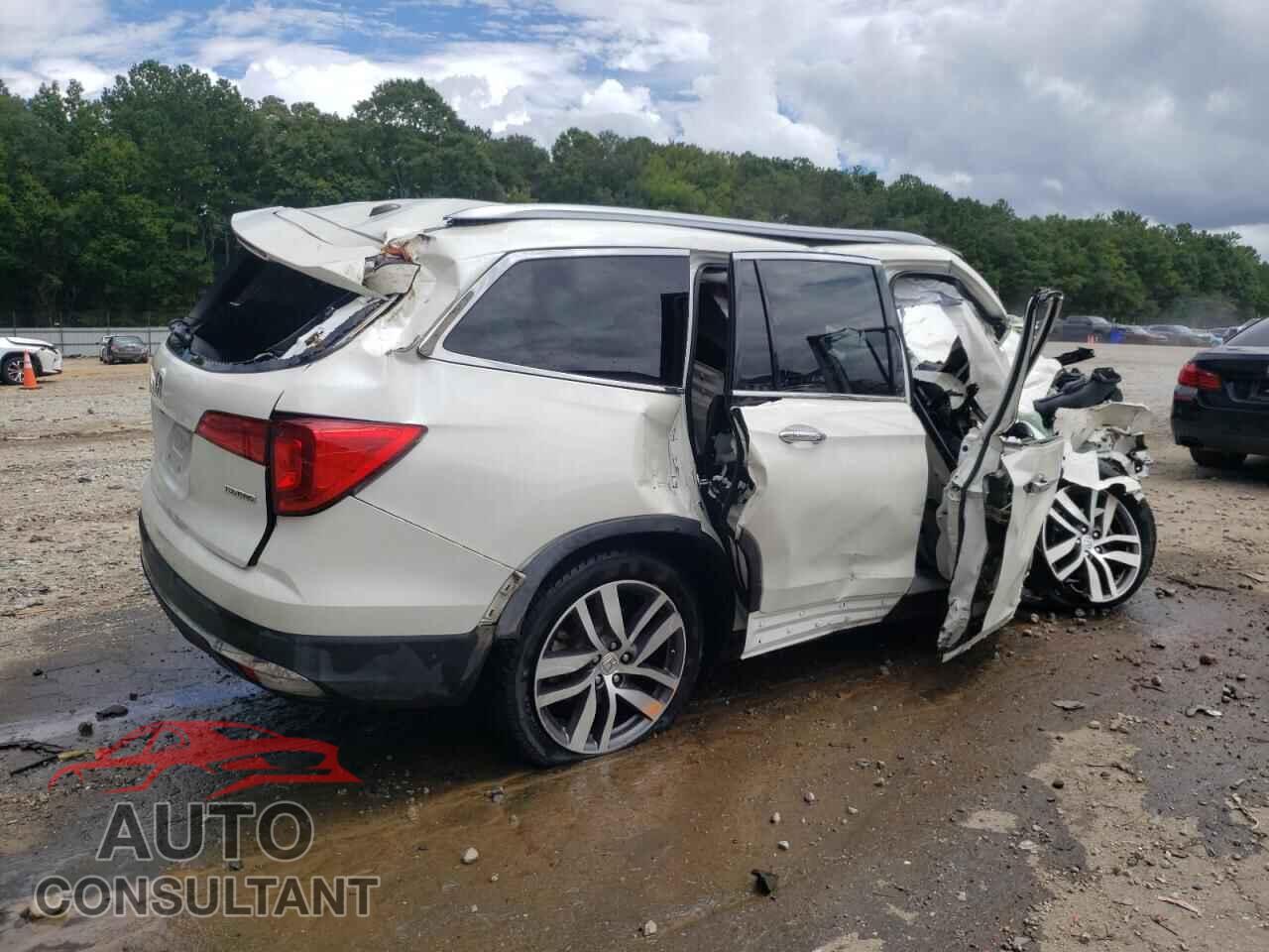 HONDA PILOT 2016 - 5FNYF5H92GB013944