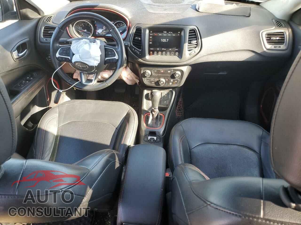 JEEP COMPASS 2019 - 3C4NJDDB1KT654016