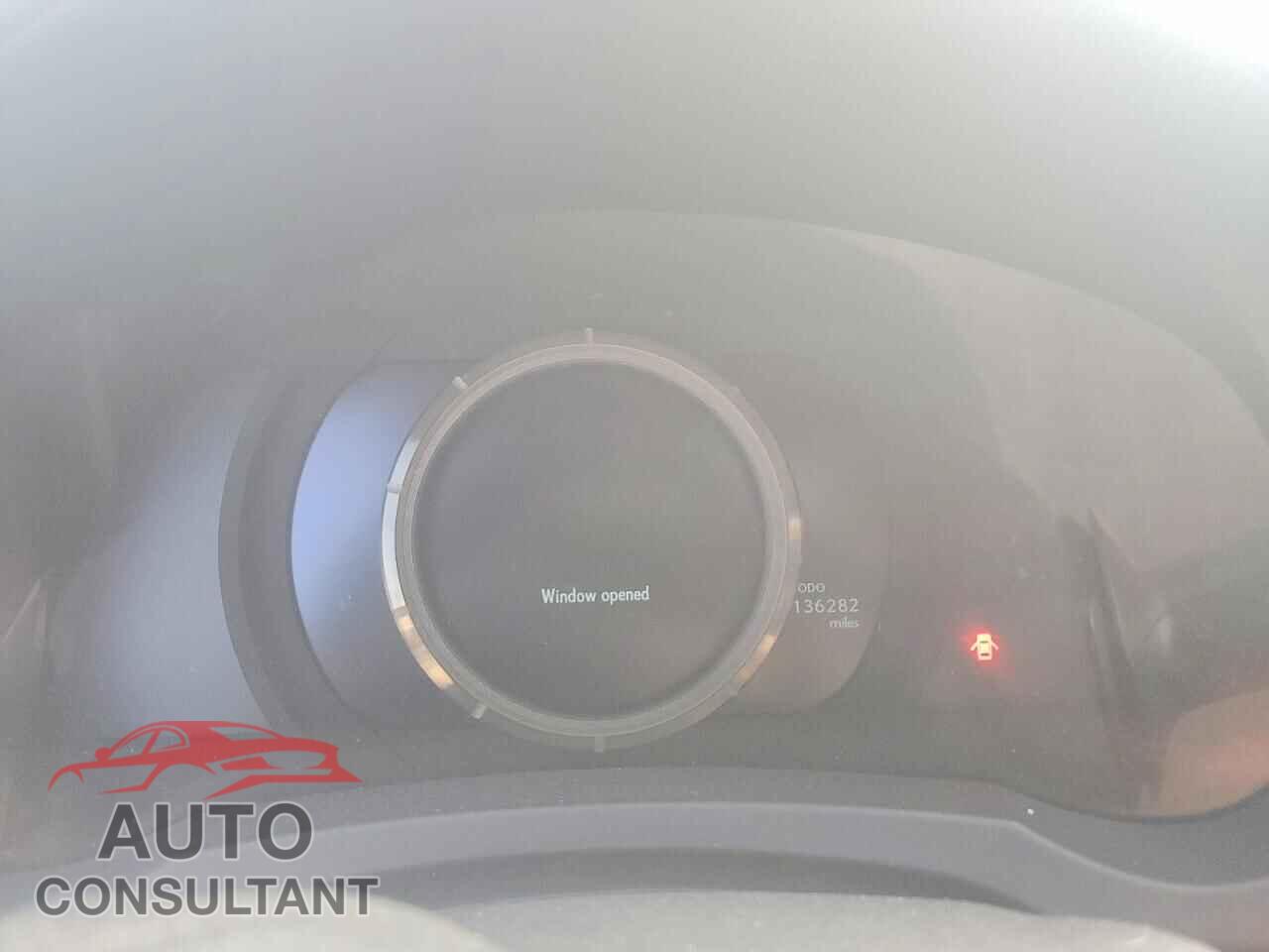 LEXUS IS 2014 - JTHBF1D28E5029800