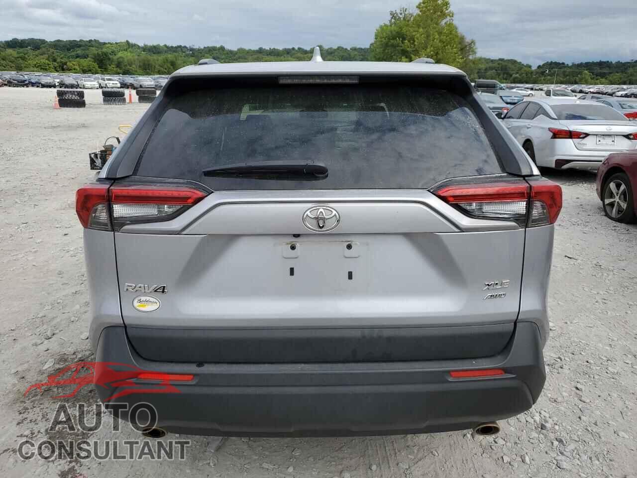 TOYOTA RAV4 2019 - JTMP1RFV2KD524149