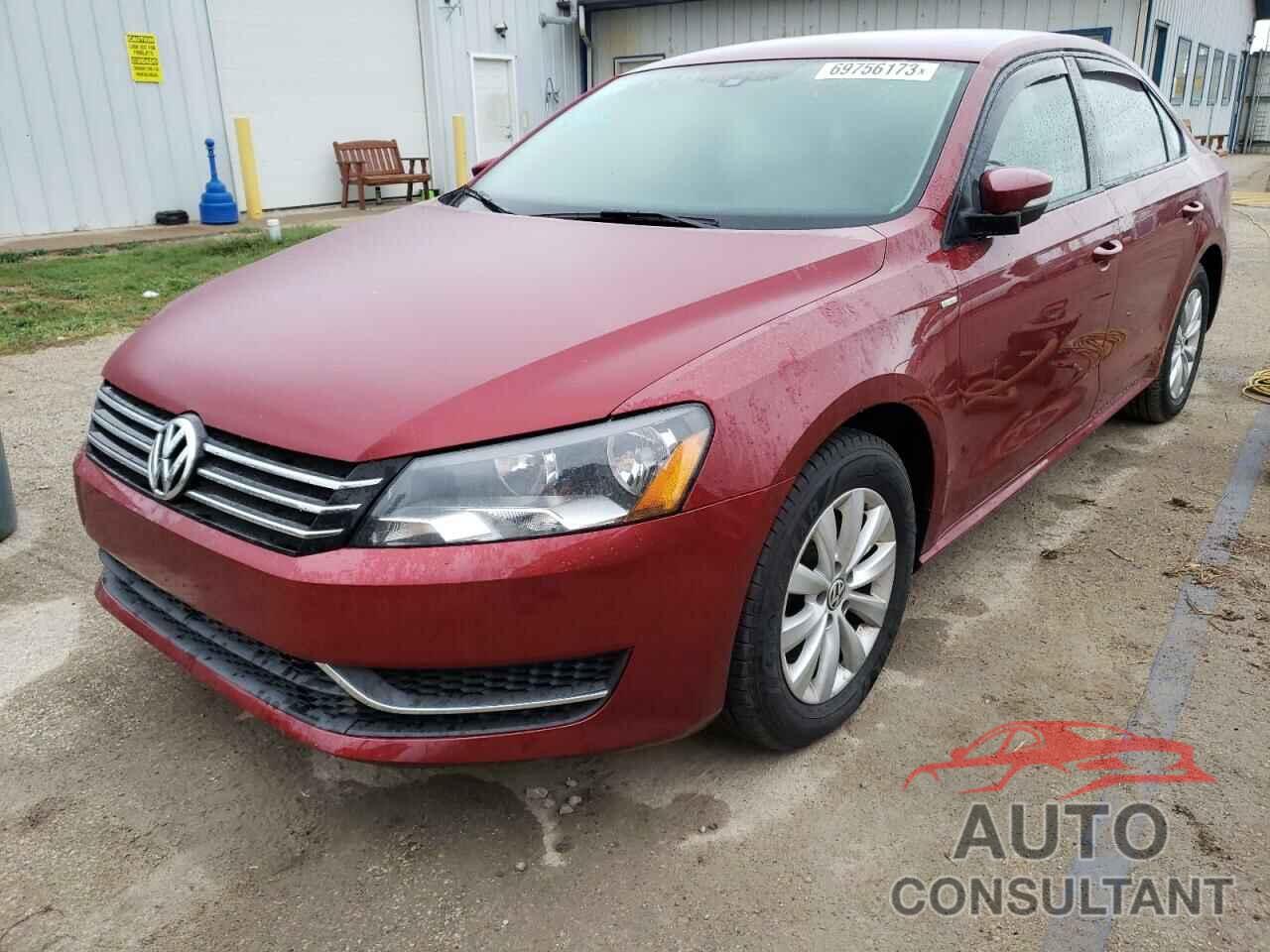 VOLKSWAGEN PASSAT 2015 - 1VWAT7A34FC031785