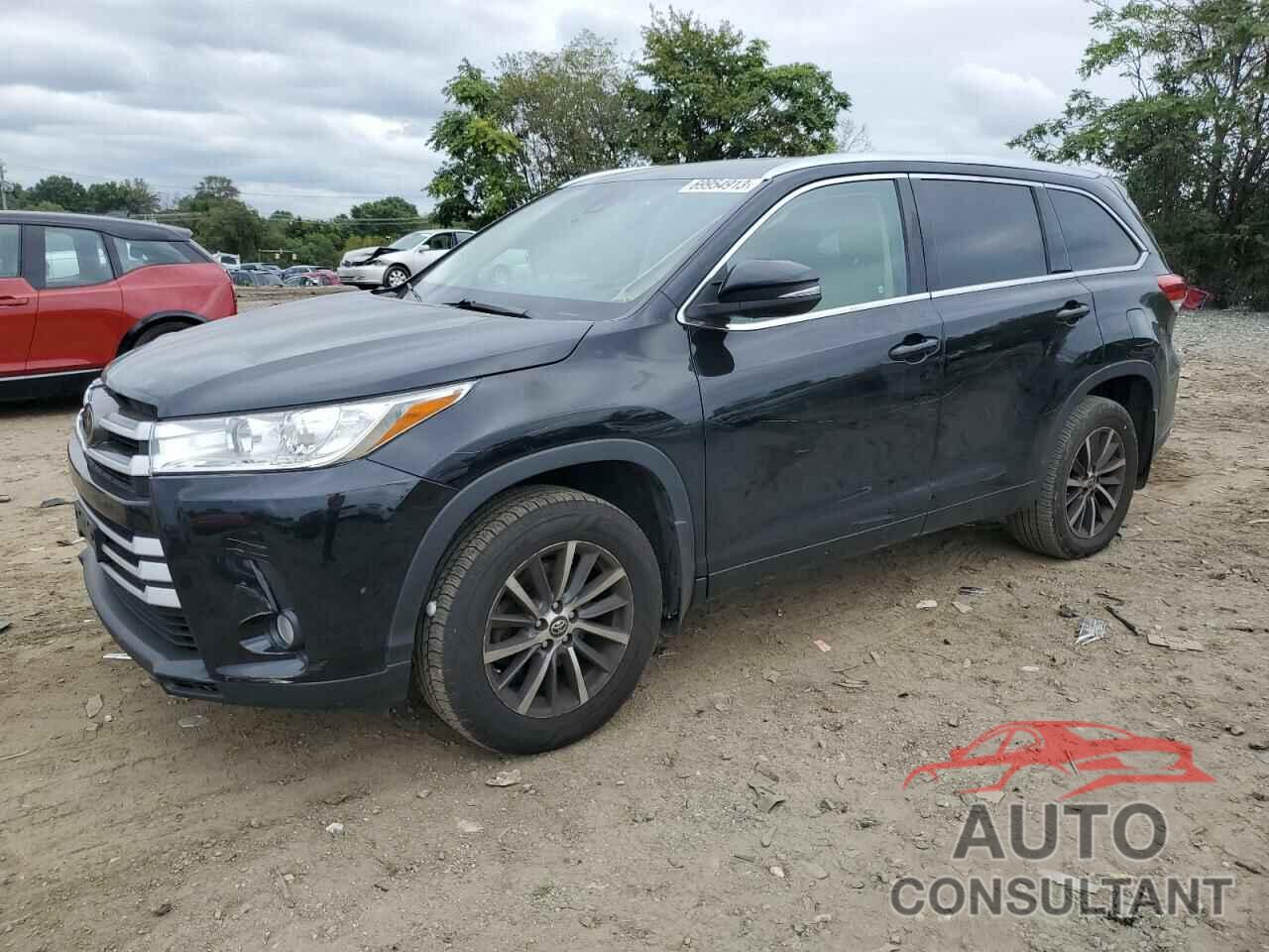 TOYOTA HIGHLANDER 2018 - 5TDJZRFH3JS856130