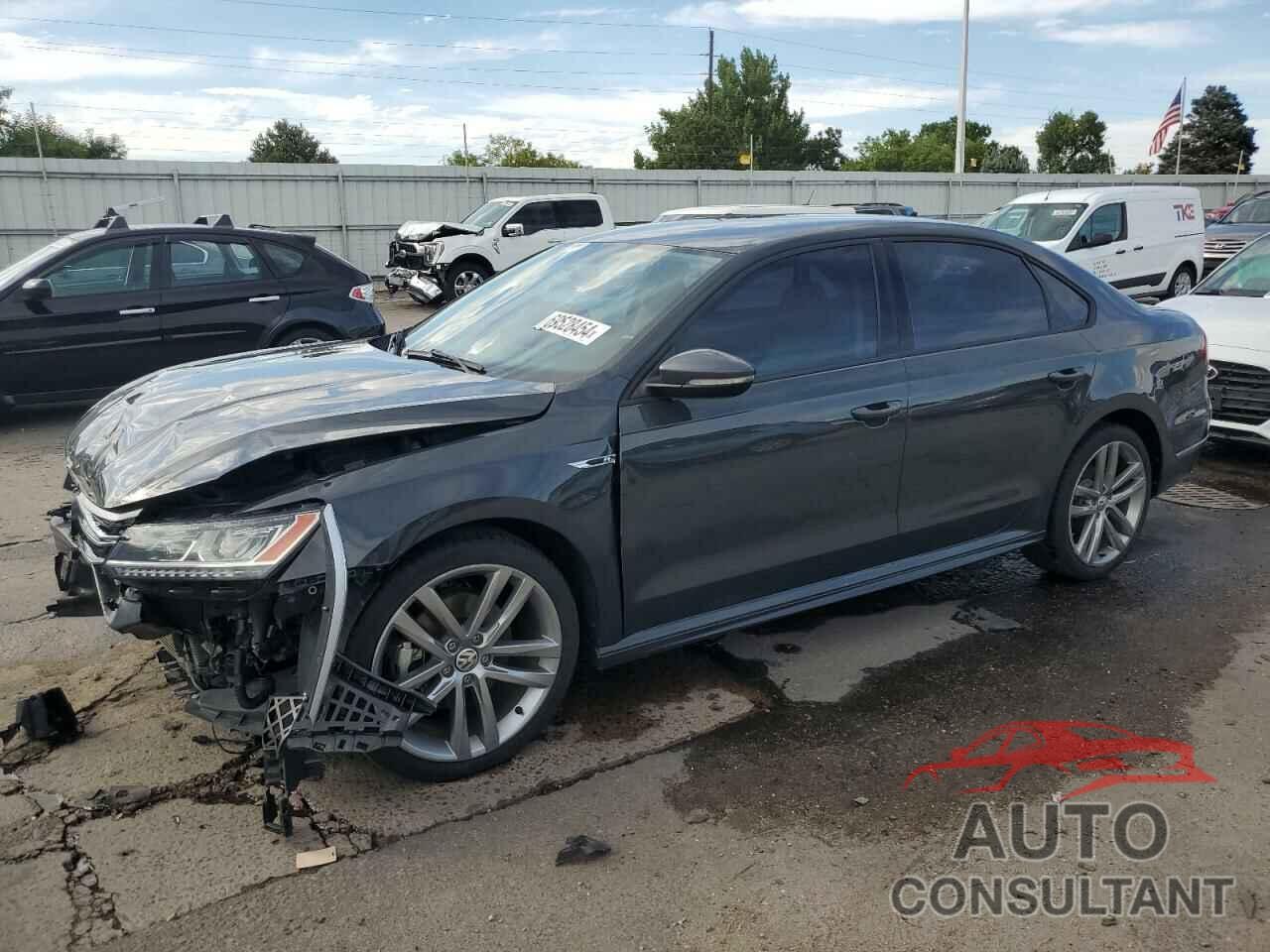 VOLKSWAGEN PASSAT 2018 - 1VWAA7A35JC009938