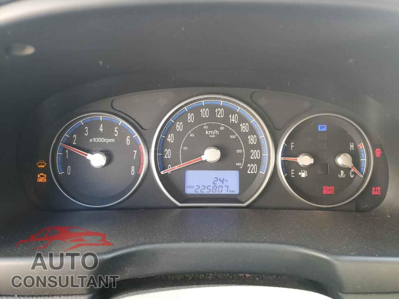HYUNDAI SANTA FE 2009 - 5NMSG73E89H314013