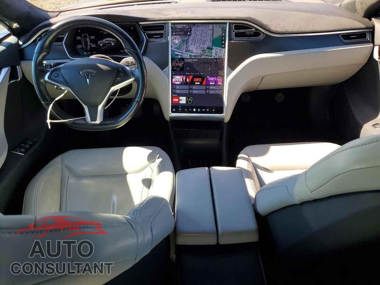 TESLA MODEL S 2015 - 5YJSA1E25FF108551