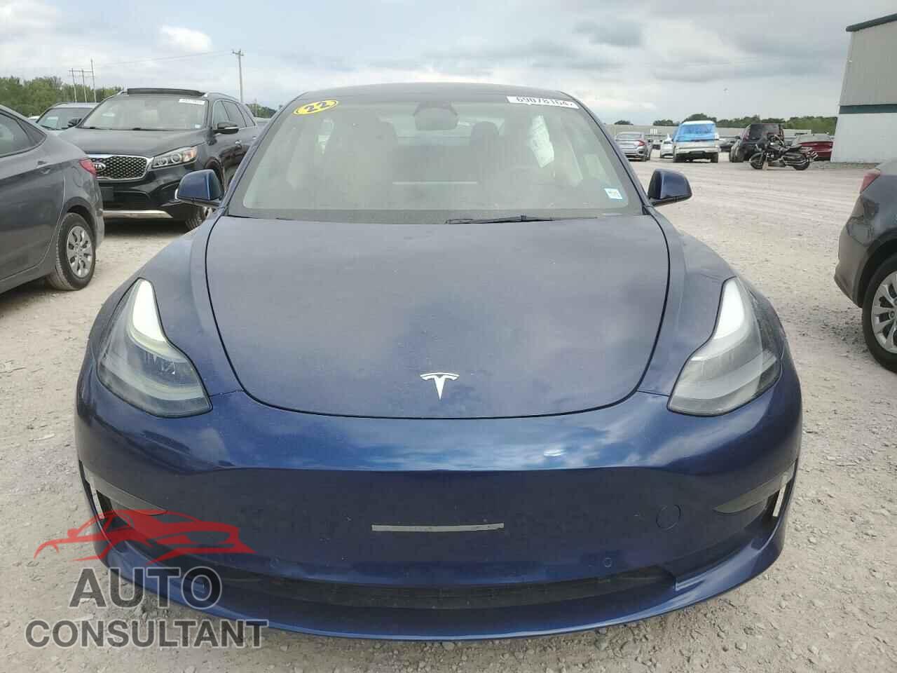 TESLA MODEL 3 2022 - 5YJ3E1EA8NF190838