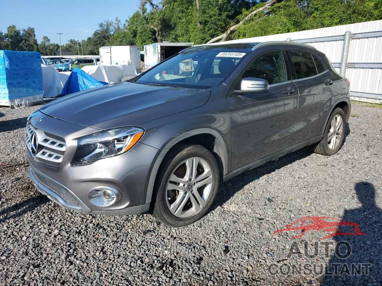 MERCEDES-BENZ GLA-CLASS 2018 - WDCTG4GB7JJ424045