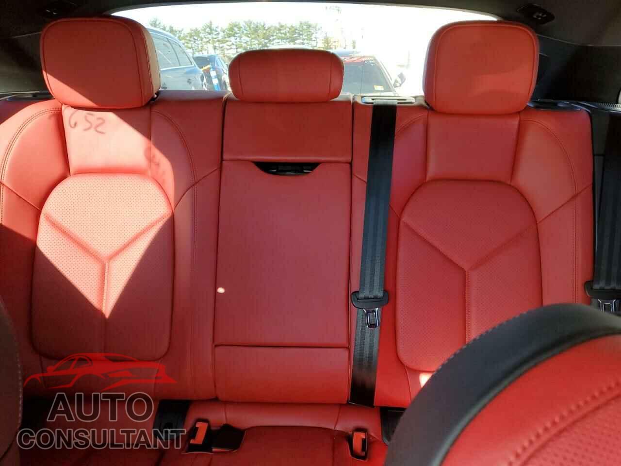 PORSCHE MACAN 2021 - WP1AA2A56MLB04633