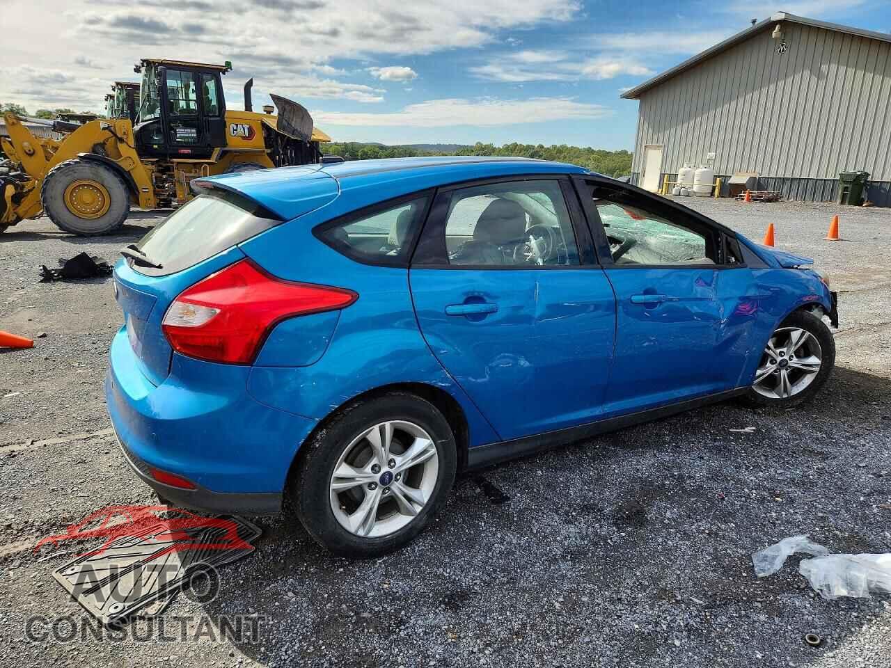 FORD FOCUS 2014 - 1FADP3K22EL164472