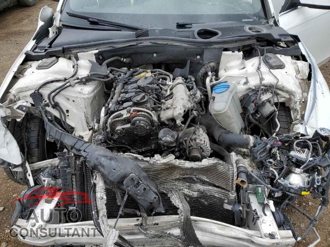 AUDI A4 2013 - WAUKFCFL2DN048440