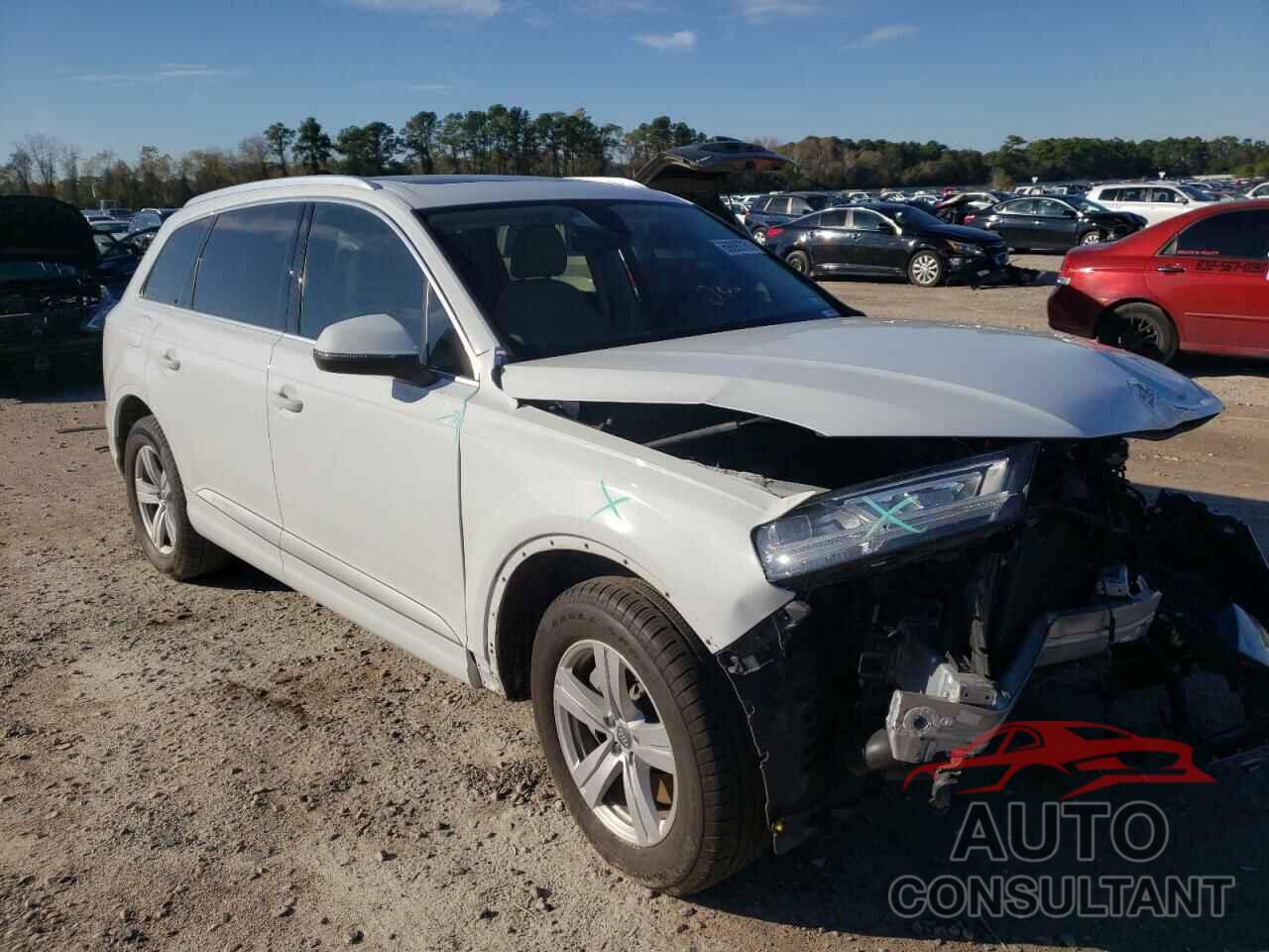 AUDI Q7 2019 - WA1LHAF72KD038514