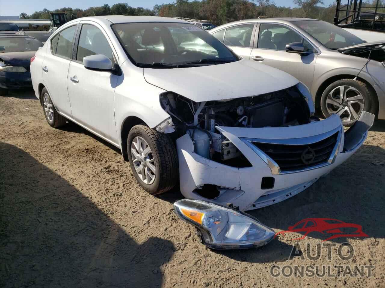 NISSAN VERSA 2017 - 3N1CN7AP6HL858464