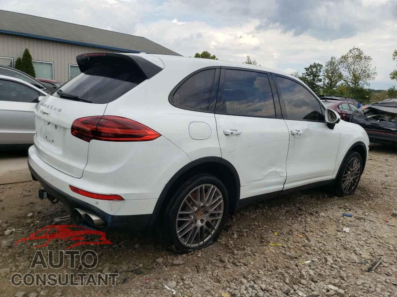 PORSCHE CAYENNE 2016 - WP1AB2A27GLA93990