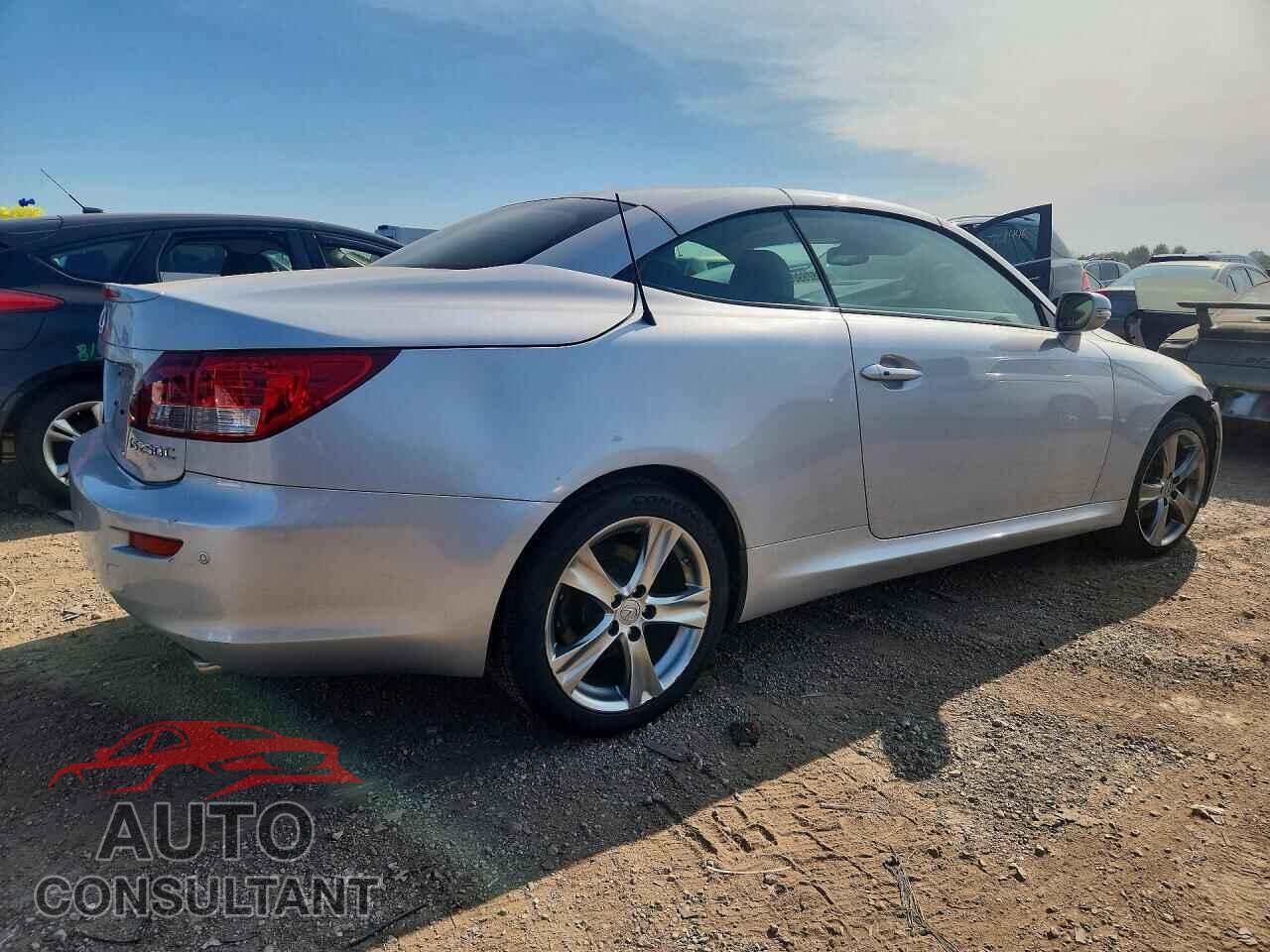 LEXUS IS 2012 - JTHFF2C27C2522147